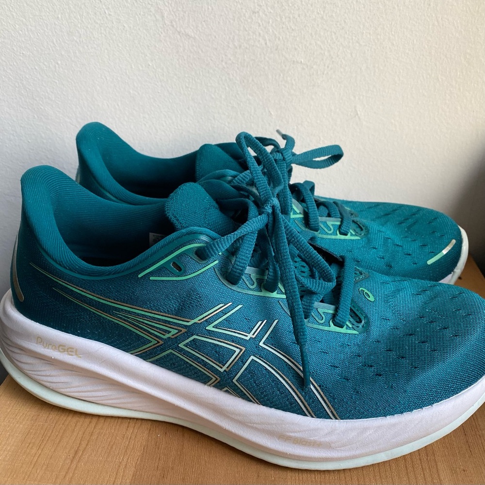Asics Gel Cumulus 26 in Teal / Light Mint, Asics Women’s Running Shoes